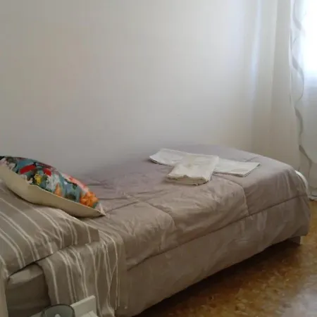 Gabrielli & - Fiera Guest house